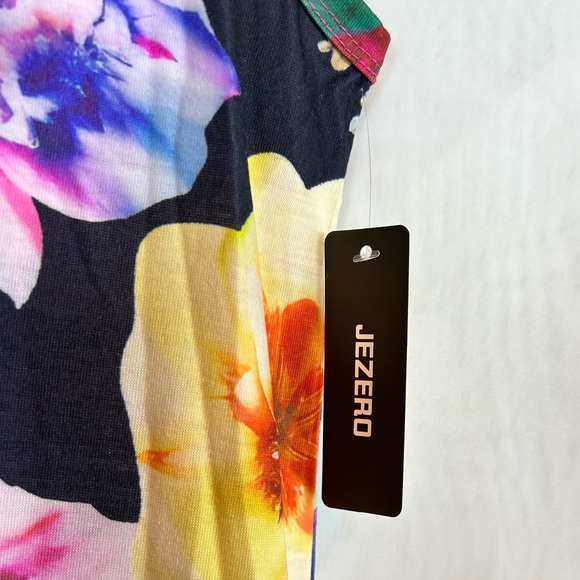 NWT Womens Colorful Floral Summer Tank Style Knit Dress / Small - Picture 5 of 10